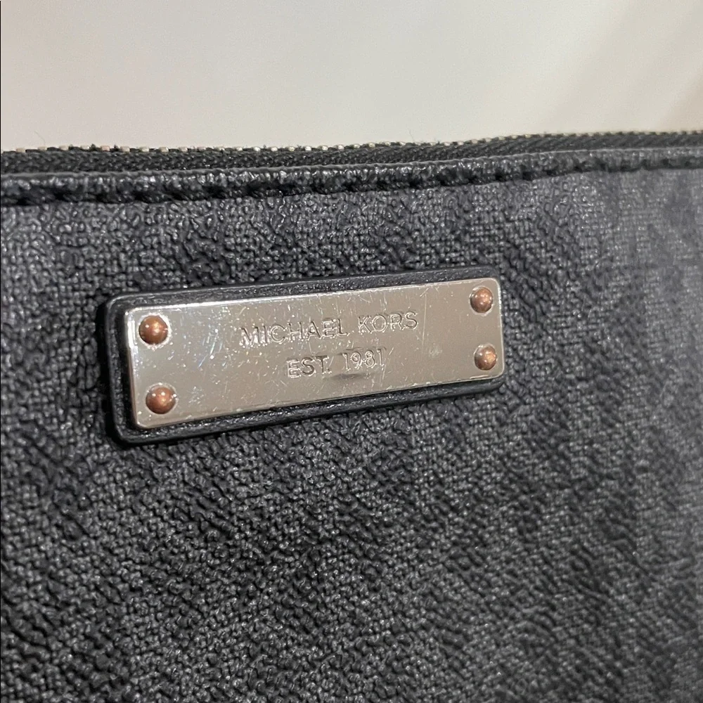 Michael Kors MK Logo Coated Canvas Wristlet Wallet Clutch Black / Gray